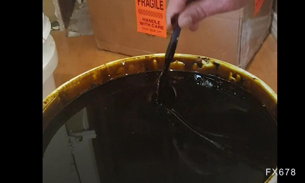 KCM：API报告库存下降后原油期货上涨，市场聚焦EIA报告